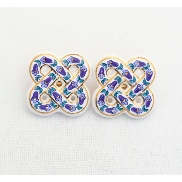 Avon Jewelry - Vintage Porcelain Solomon's Knot Floral Clip On Earrings by Avon - T15